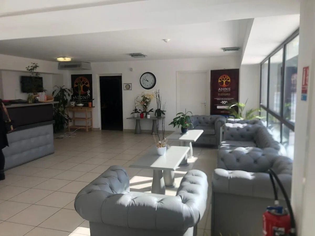 Studio Cosy, Residence De Tourisme Avec Piscine Aix-en-Provence 0*,  France