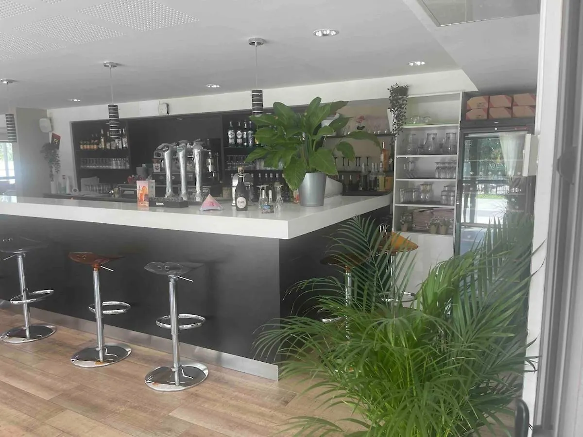 Studio Cosy, Residence De Tourisme Avec Piscine Aix-en-Provence Apartment