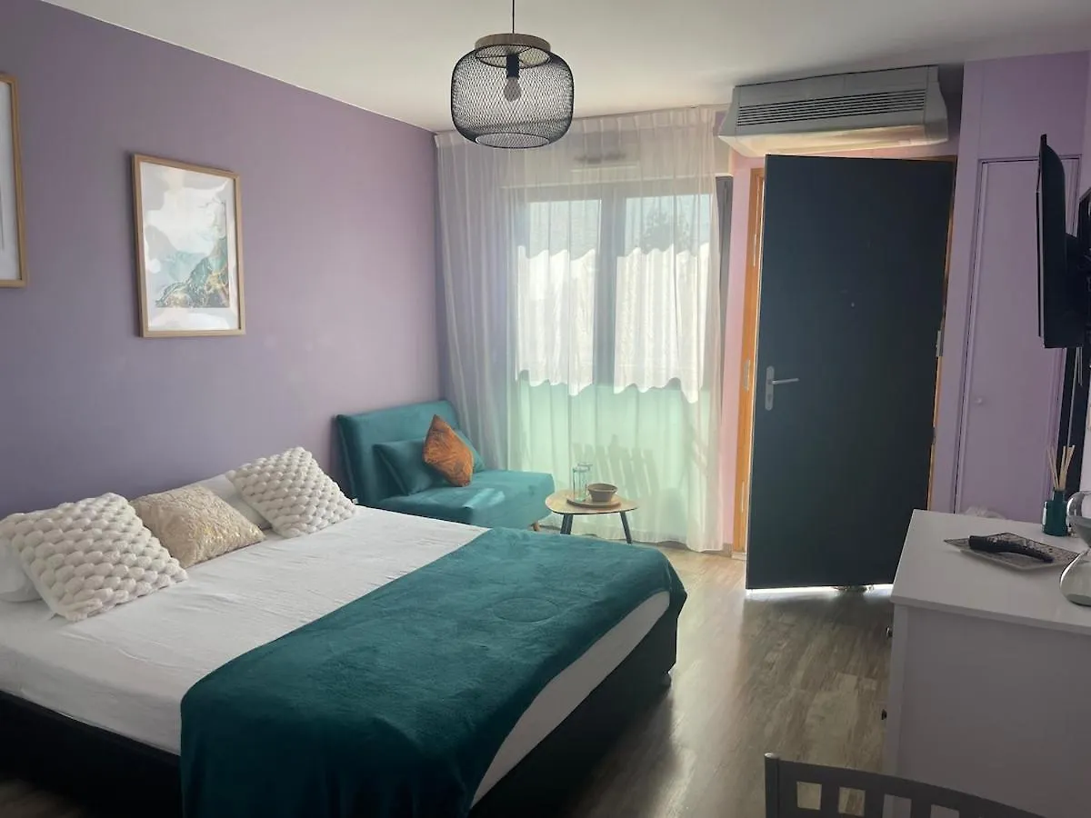 Studio Cosy, Residence De Tourisme Avec Piscine Aix-en-Provence